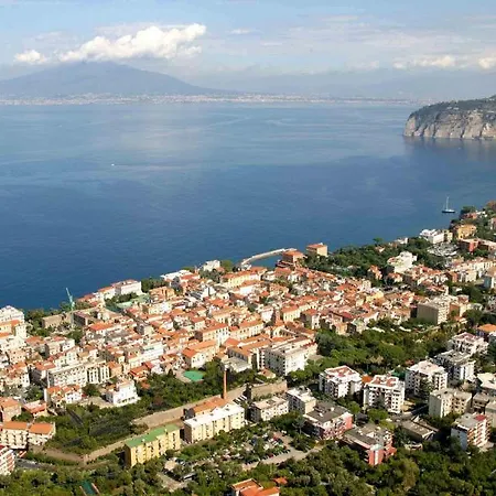 Sorrento Inn Guesthouse