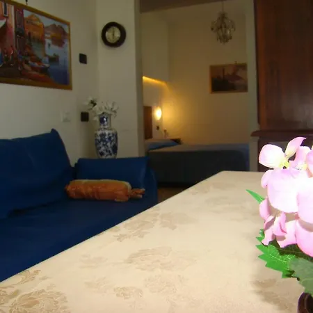 Sorrento Inn Guesthouse