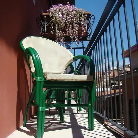 Sorrento Inn Guesthouse 4*