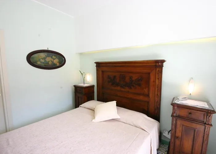 Sorrento Inn Guesthouse Gasthof Sorrent