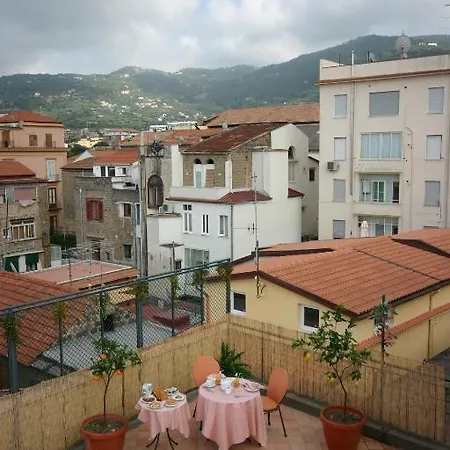 Pensión Sorrento Inn Guesthouse