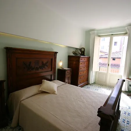 Sorrento Inn Guesthouse * Península Sorrentina