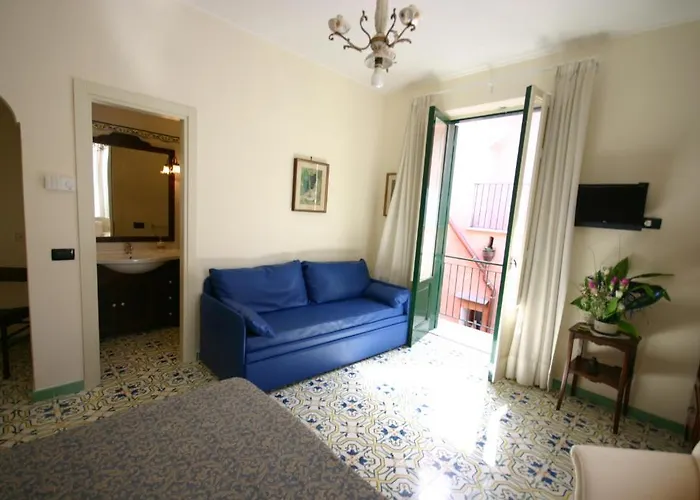 Sorrento Inn Guesthouse